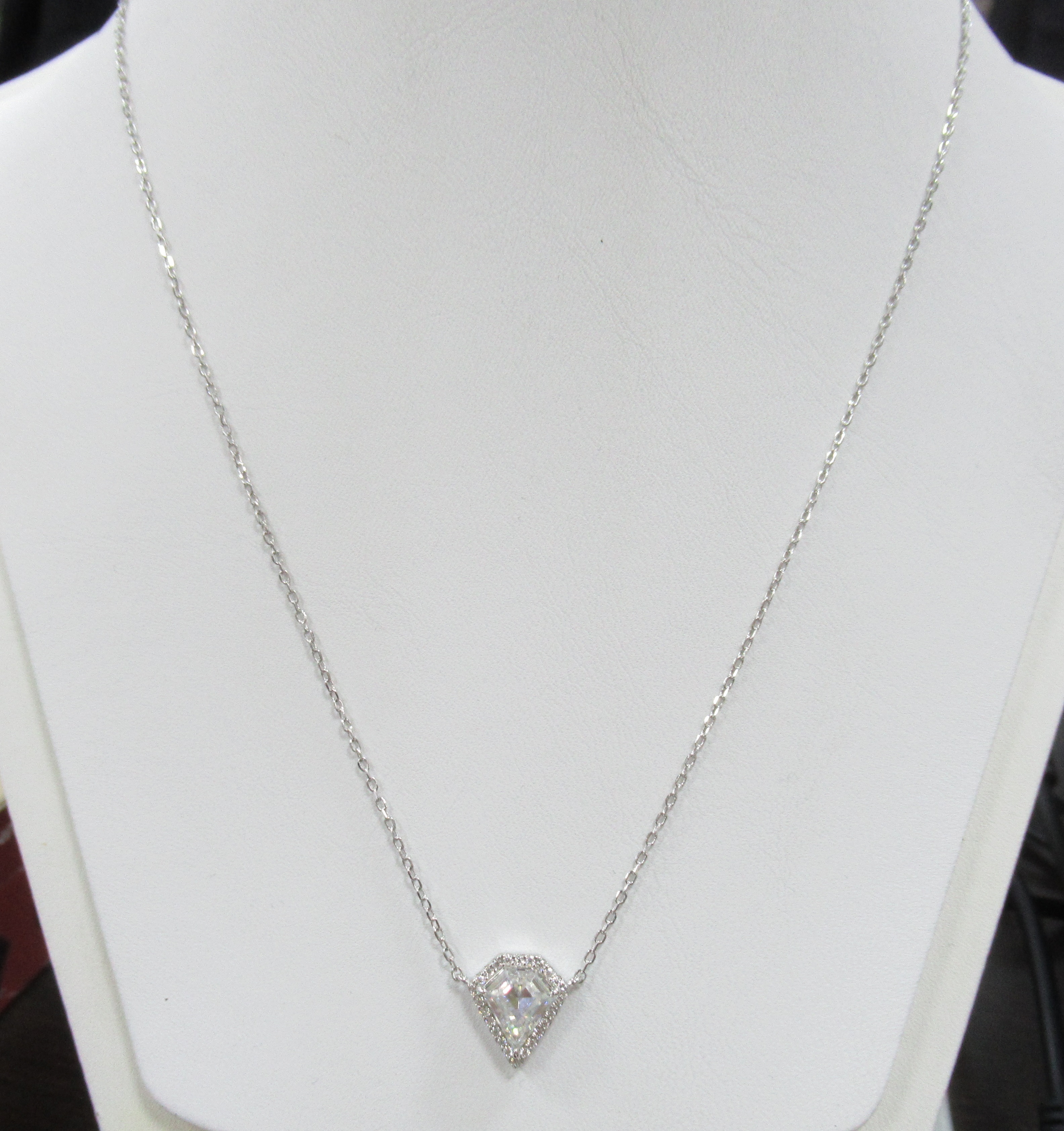 10722-000160 Колье (Ag 925)